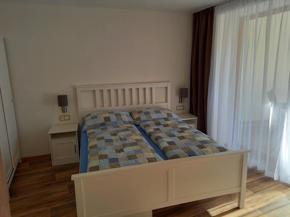 Apartmany 27 Němčičky エクステリア 写真