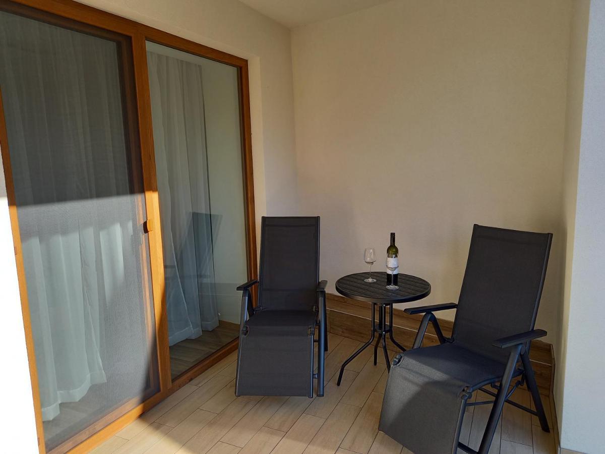 Apartmany 27 Němčičky エクステリア 写真